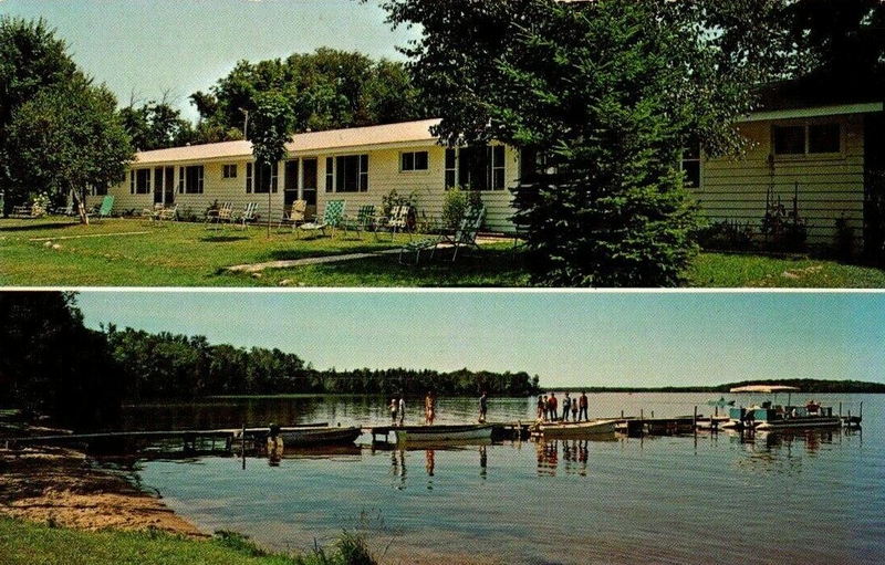 Graves Lakeside Motel & Cottages - Vintage Postcard (newer photo)